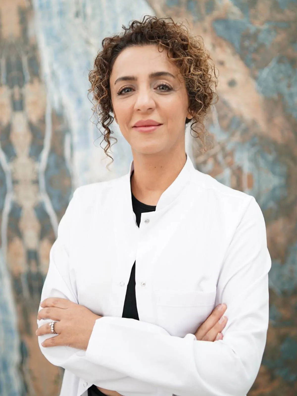 Uzm. Dr. Suzan Alp portresi